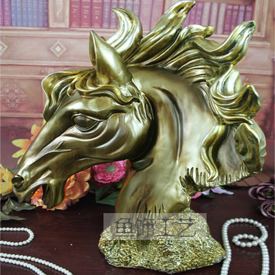 工藝與商機(jī)并存 解析大號(hào)馬頭樹脂工藝品的市場(chǎng)潛力